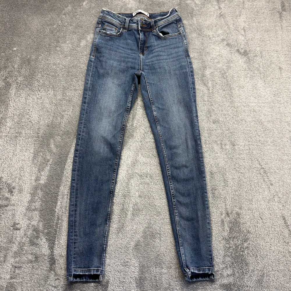 Zara Skinny Jeans Women Size 2 Blue Good Medium Wash Distressed Zip Fly 553‎
